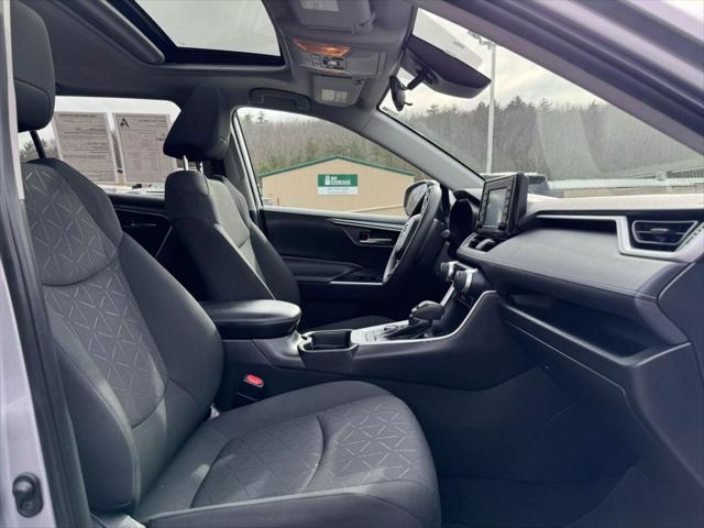2021 Toyota RAV4 Hybrid XLE