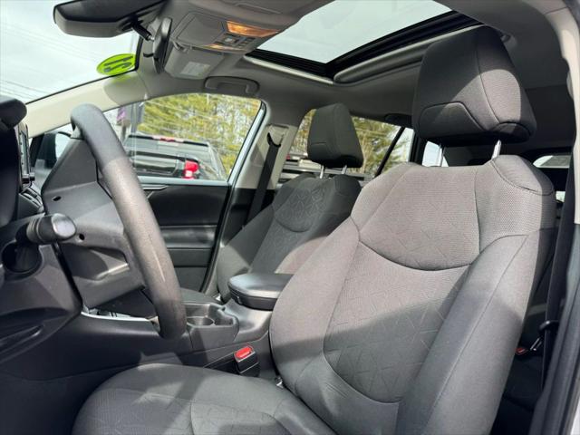2021 Toyota RAV4 Hybrid XLE