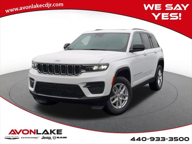 2025 Jeep Grand Cherokee GRAND CHEROKEE LAREDO X 4X4