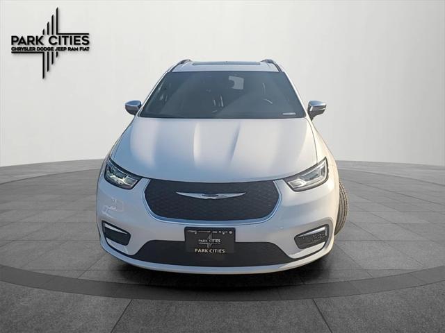 2025 Chrysler Pacifica PACIFICA PINNACLE