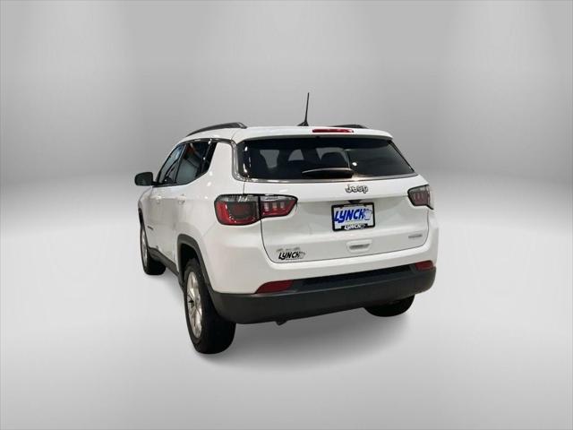 2025 Jeep Compass COMPASS LATITUDE 4X4