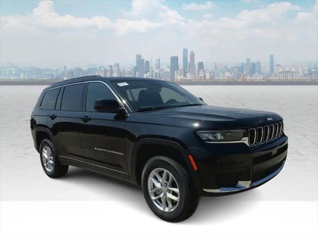 2025 Jeep Grand Cherokee GRAND CHEROKEE L LAREDO 4X4