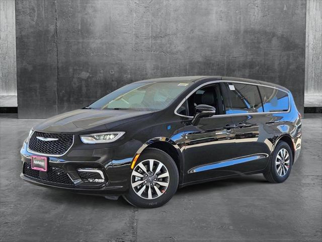 2025 Chrysler Pacifica Hybrid PACIFICA PLUG-IN HYBRID SELECT