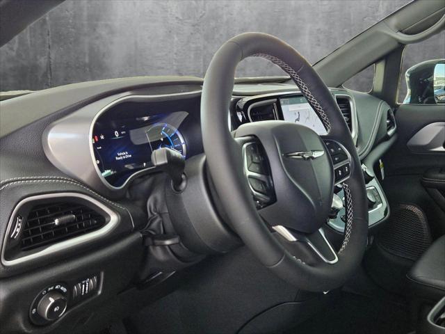 2025 Chrysler Pacifica Hybrid PACIFICA PLUG-IN HYBRID SELECT