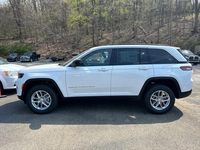 2025 Jeep Grand Cherokee GRAND CHEROKEE LAREDO X 4X4