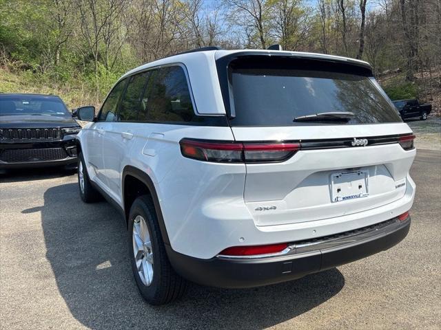2025 Jeep Grand Cherokee GRAND CHEROKEE LAREDO X 4X4
