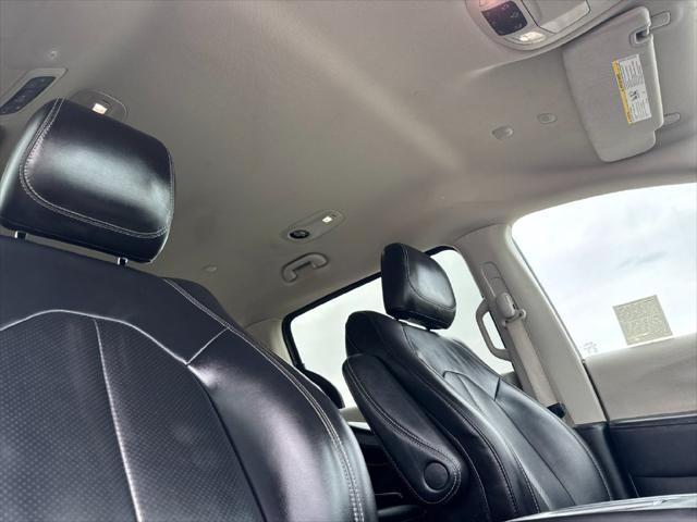 2023 Chrysler Pacifica Hybrid Touring L