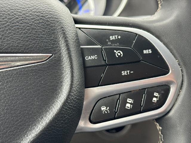 2023 Chrysler Pacifica Hybrid Touring L