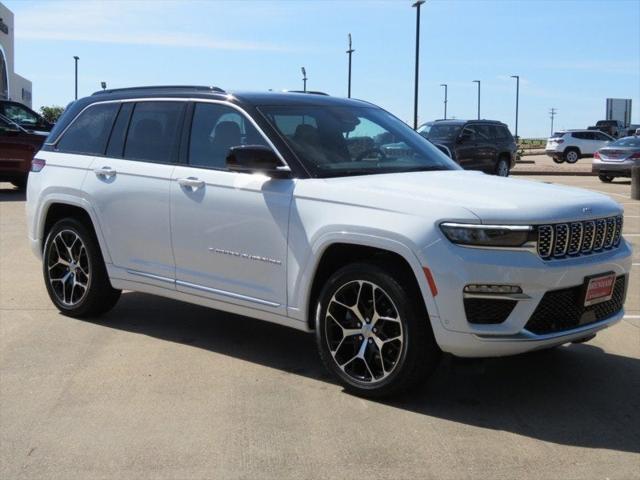 2025 Jeep Grand Cherokee GRAND CHEROKEE SUMMIT RESERVE 4X4