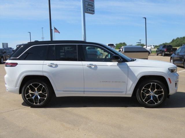 2025 Jeep Grand Cherokee GRAND CHEROKEE SUMMIT RESERVE 4X4