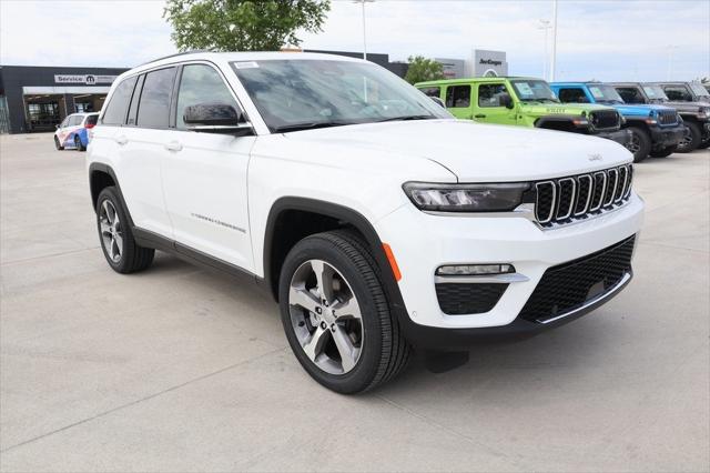 2025 Jeep Grand Cherokee GRAND CHEROKEE LIMITED 4X4