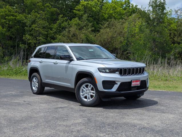 2025 Jeep Grand Cherokee GRAND CHEROKEE LAREDO 4X2