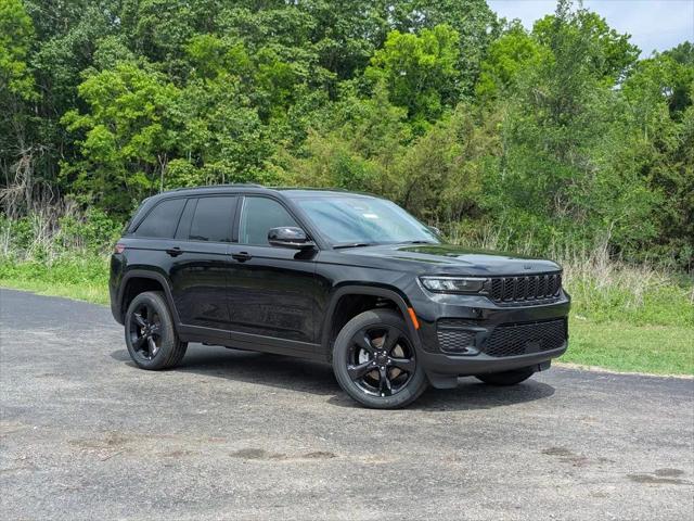 2025 Jeep Grand Cherokee GRAND CHEROKEE ALTITUDE 4X2