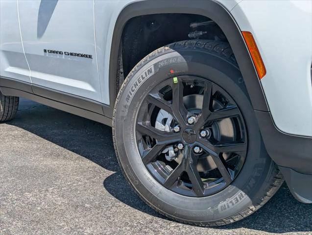 2025 Jeep Grand Cherokee GRAND CHEROKEE ALTITUDE 4X2