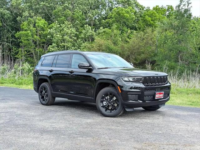 2025 Jeep Grand Cherokee GRAND CHEROKEE L ALTITUDE 4X4