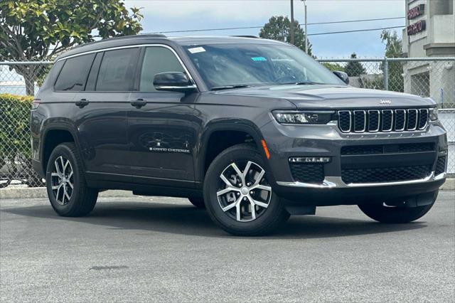 2025 Jeep Grand Cherokee GRAND CHEROKEE L LIMITED 4X4