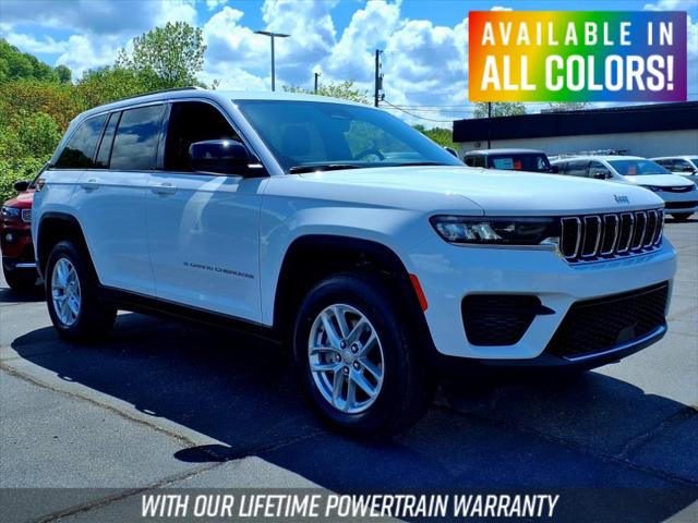 2025 Jeep Grand Cherokee GRAND CHEROKEE LAREDO X 4X4