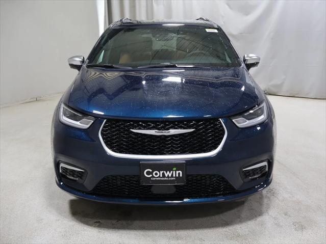 2025 Chrysler Pacifica Hybrid PACIFICA PLUG-IN HYBRID PINNACLE