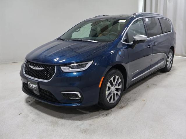 2025 Chrysler Pacifica Hybrid PACIFICA PLUG-IN HYBRID PINNACLE