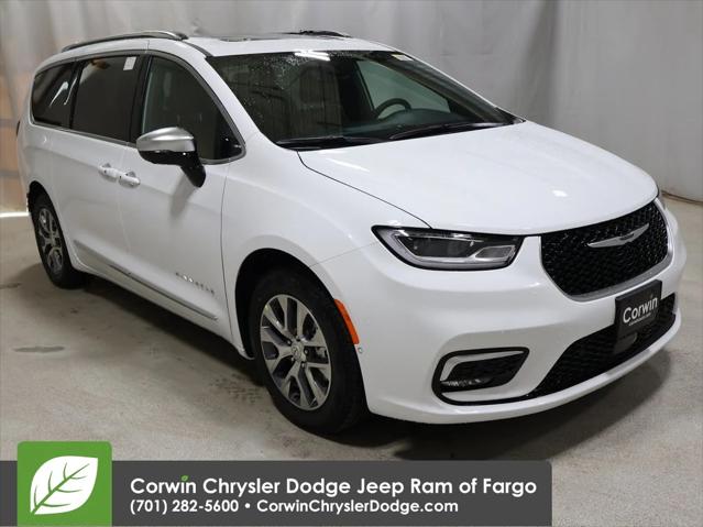 2025 Chrysler Pacifica Hybrid PACIFICA PLUG-IN HYBRID PINNACLE