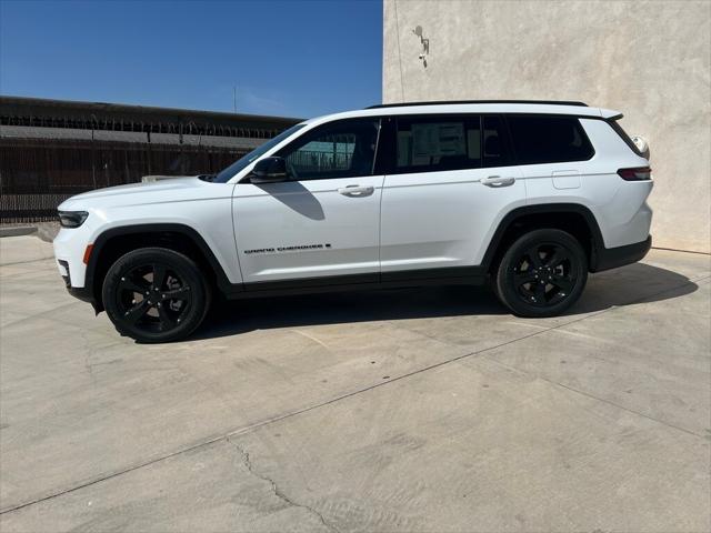 2025 Jeep Grand Cherokee GRAND CHEROKEE L ALTITUDE 4X4