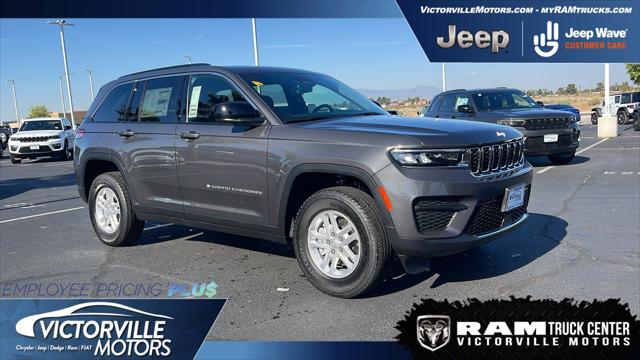 2025 Jeep Grand Cherokee GRAND CHEROKEE LAREDO 4X2