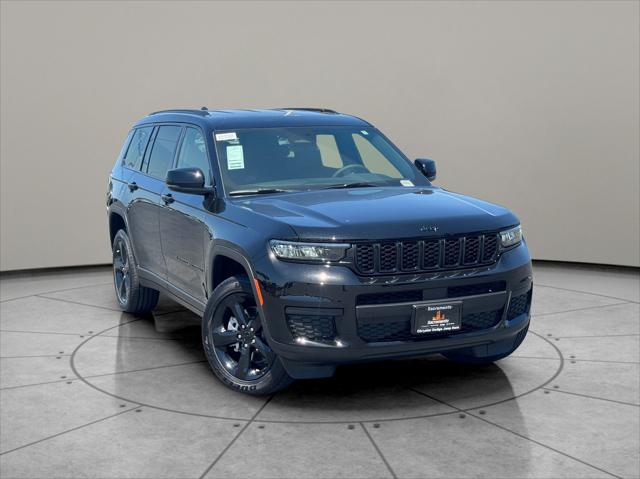 2025 Jeep Grand Cherokee GRAND CHEROKEE L ALTITUDE 4X4