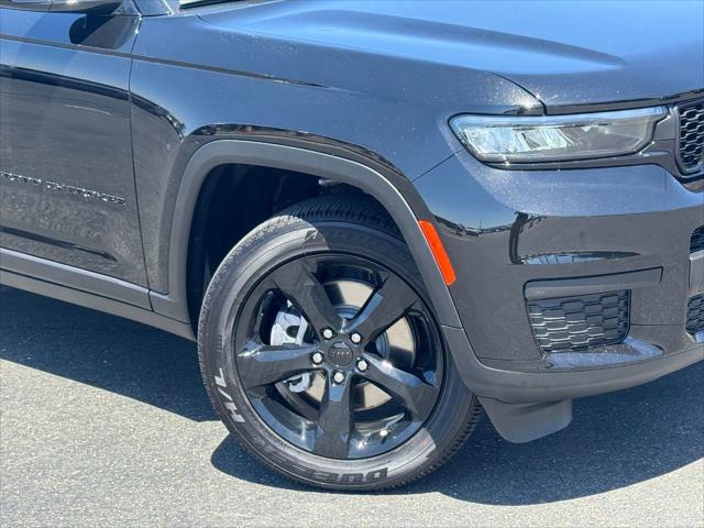 2025 Jeep Grand Cherokee GRAND CHEROKEE L ALTITUDE 4X4