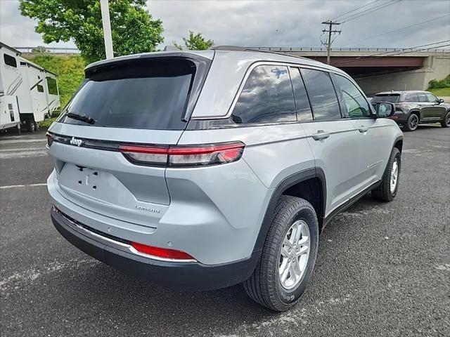 2025 Jeep Grand Cherokee GRAND CHEROKEE LAREDO 4X4
