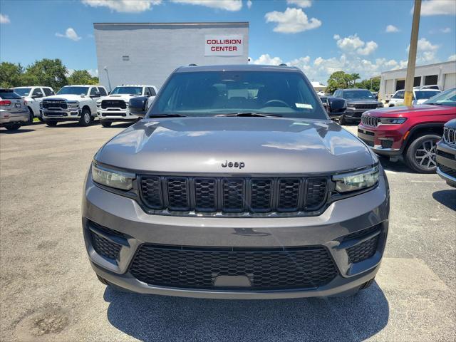 2025 Jeep Grand Cherokee GRAND CHEROKEE ALTITUDE 4X2