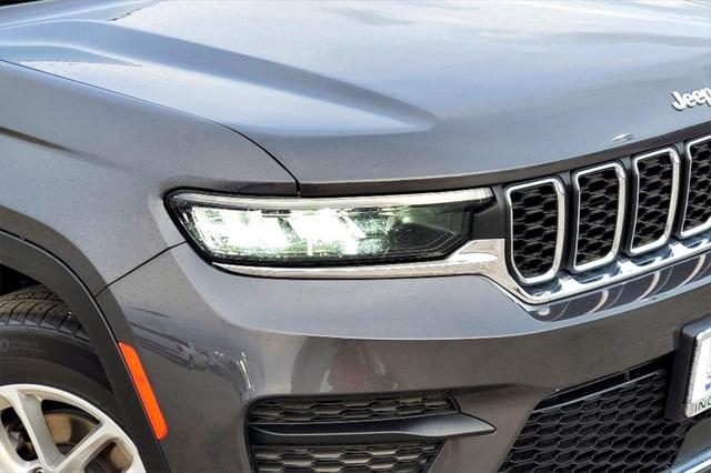 2025 Jeep Grand Cherokee GRAND CHEROKEE LAREDO X 4X2