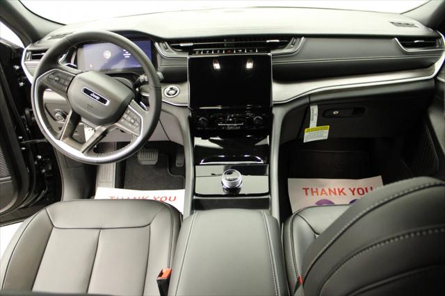 2025 Jeep Grand Cherokee GRAND CHEROKEE LIMITED 4X2
