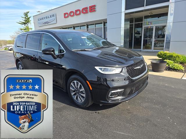 2025 Chrysler Pacifica Hybrid PACIFICA PLUG-IN HYBRID SELECT
