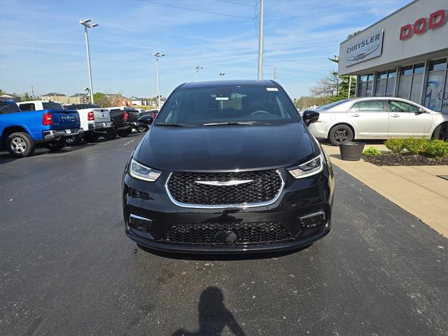 2025 Chrysler Pacifica Hybrid PACIFICA PLUG-IN HYBRID SELECT