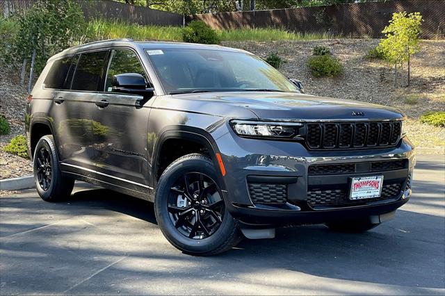 2025 Jeep Grand Cherokee GRAND CHEROKEE L ALTITUDE X 4X4