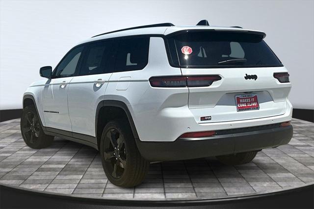 2025 Jeep Grand Cherokee GRAND CHEROKEE L ALTITUDE 4X2