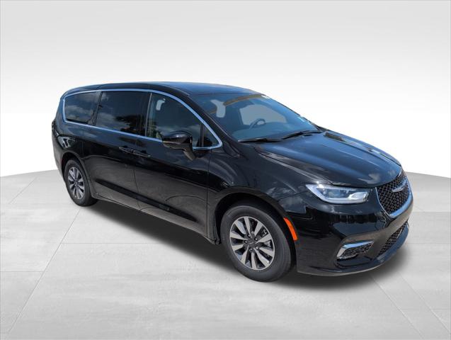 2025 Chrysler Pacifica Hybrid PACIFICA PLUG-IN HYBRID SELECT