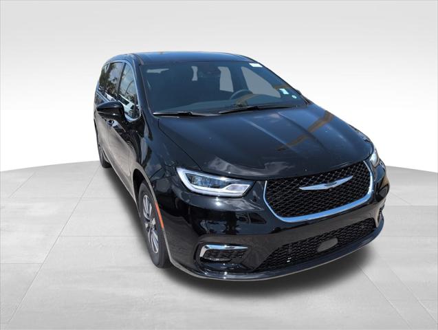 2025 Chrysler Pacifica Hybrid PACIFICA PLUG-IN HYBRID SELECT