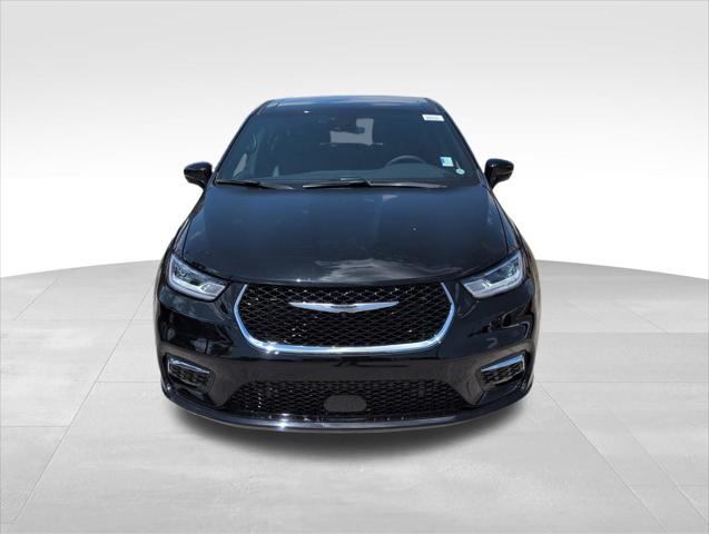2025 Chrysler Pacifica Hybrid PACIFICA PLUG-IN HYBRID SELECT