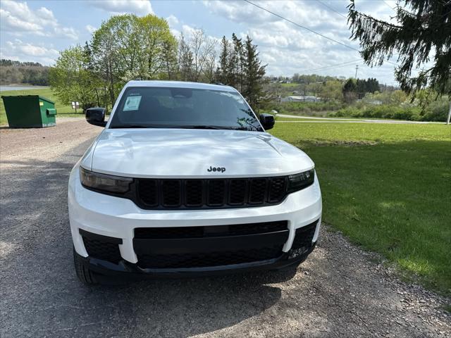 2025 Jeep Grand Cherokee GRAND CHEROKEE L ALTITUDE 4X4