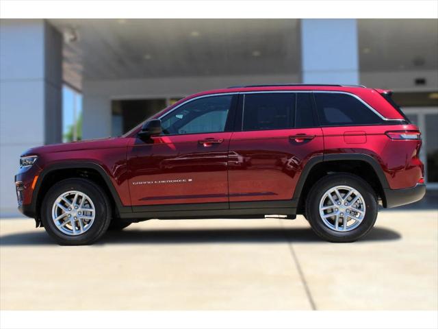 2025 Jeep Grand Cherokee GRAND CHEROKEE LAREDO X 4X2
