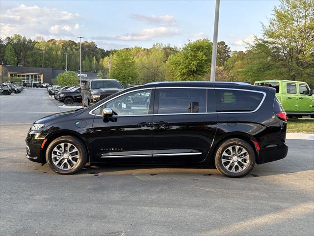 2025 Chrysler Pacifica Hybrid PACIFICA PLUG-IN HYBRID PINNACLE