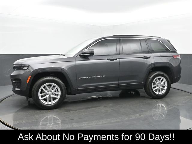 2025 Jeep Grand Cherokee GRAND CHEROKEE LAREDO X 4X4