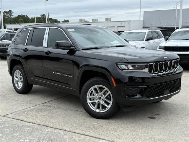 2025 Jeep Grand Cherokee GRAND CHEROKEE LAREDO X 4X2