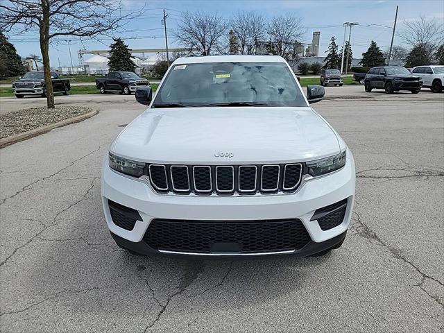 2025 Jeep Grand Cherokee GRAND CHEROKEE LAREDO X 4X4