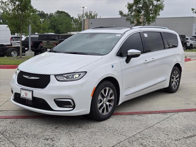 2025 Chrysler Pacifica Hybrid PACIFICA PLUG-IN HYBRID PINNACLE