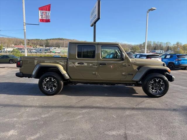 2025 Jeep Gladiator GLADIATOR SPORT S 4X4
