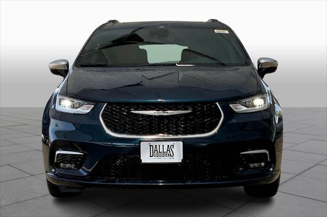 2025 Chrysler Pacifica Hybrid PACIFICA PLUG-IN HYBRID PINNACLE