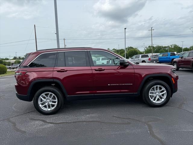 2025 Jeep Grand Cherokee GRAND CHEROKEE LAREDO X 4X2
