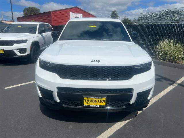 2025 Jeep Grand Cherokee GRAND CHEROKEE L ALTITUDE 4X4